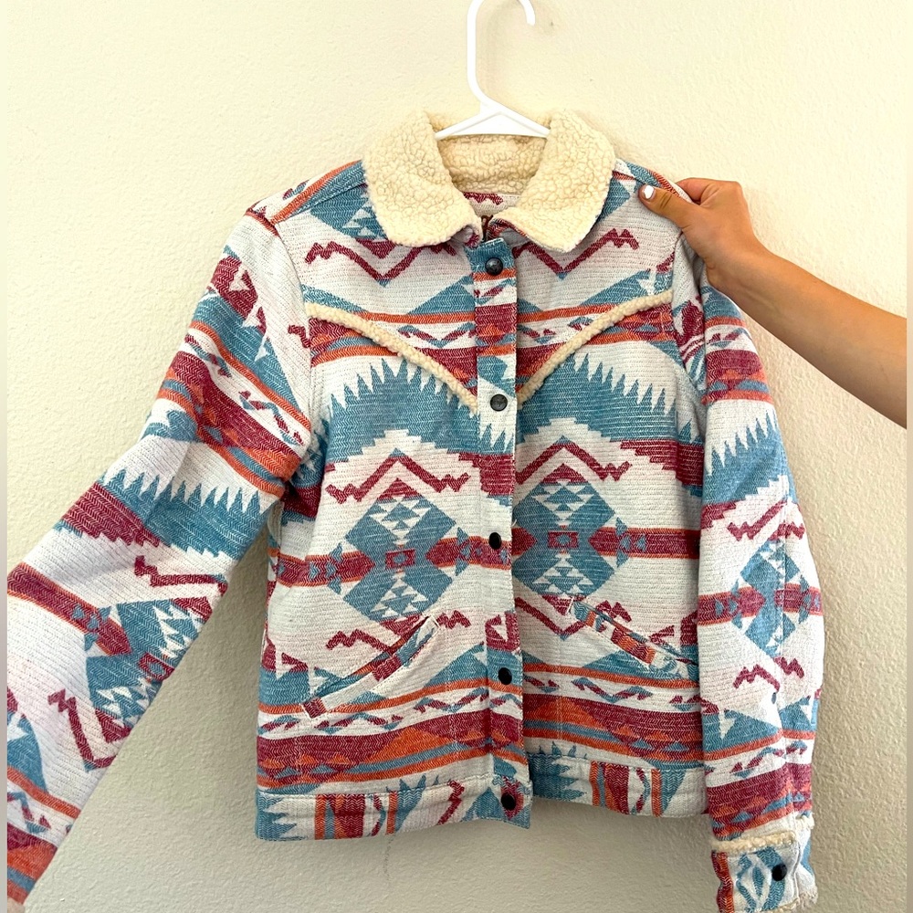 Womens Wrangler Aztec Sherpa Lined Jacket, Size Small